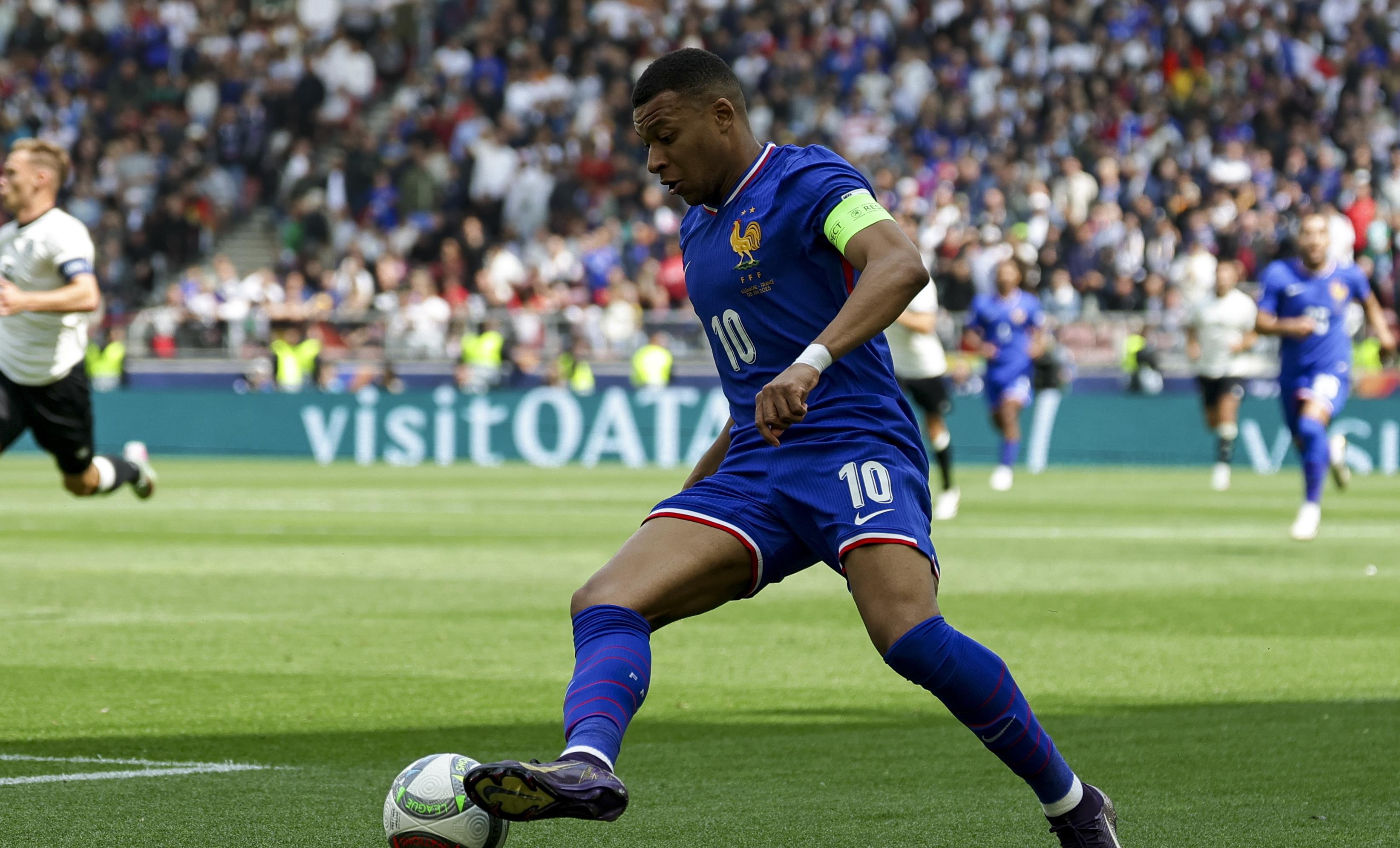 亚博体育-关于出色防守首场状态出色，法国队观众沸腾！，蒂姆重返赛场赢得满堂喝彩的信息