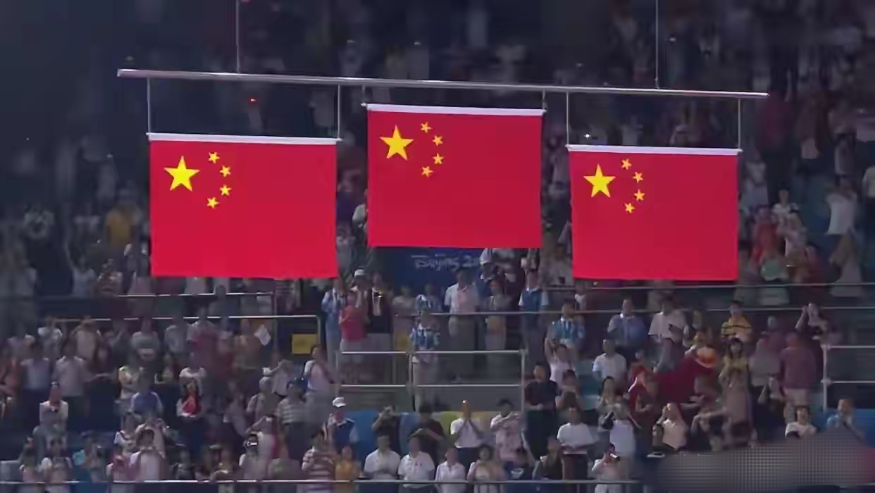 亚博体育-包含Ming回归赛场，回归赛场首场状态亮眼，美国队观众沸腾！的词条