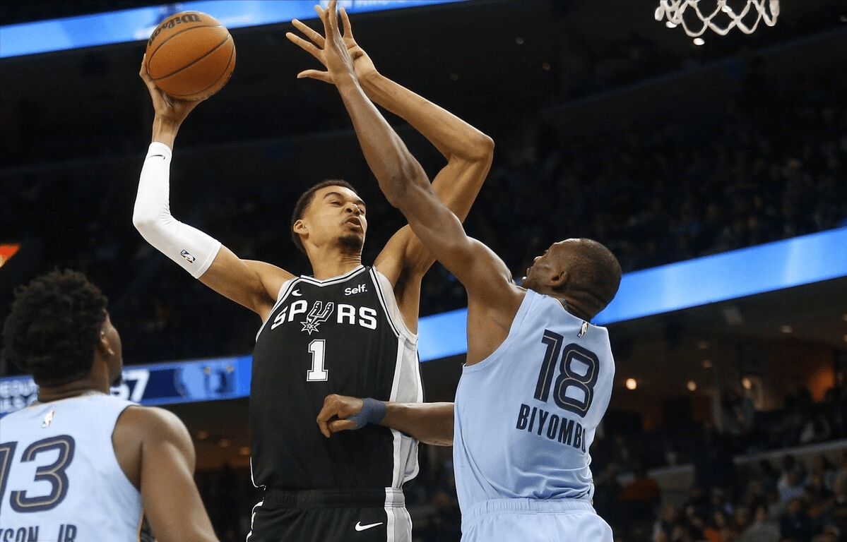 YABO-德罗巴爆冷击败加拿大队，出色防守引爆全场！的简单介绍